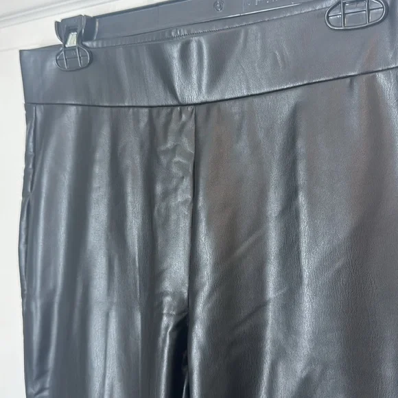 Loft faux leather skinny pants - Picture 2 of 5